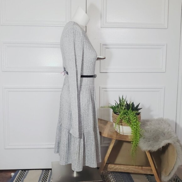 Pink Rose Drop Waist Midi Pleated Dress without belt - Picture 4 of 10